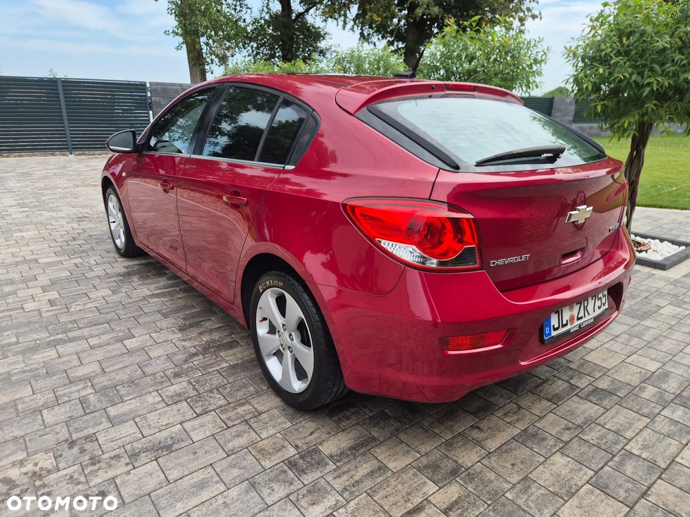Chevrolet Cruze 1.8 LTZ+ - 3