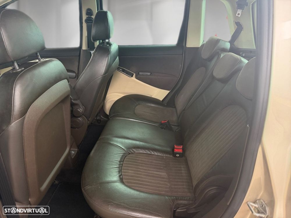 Lancia Musa 1.3 16V M-jet DFN Platino - 17