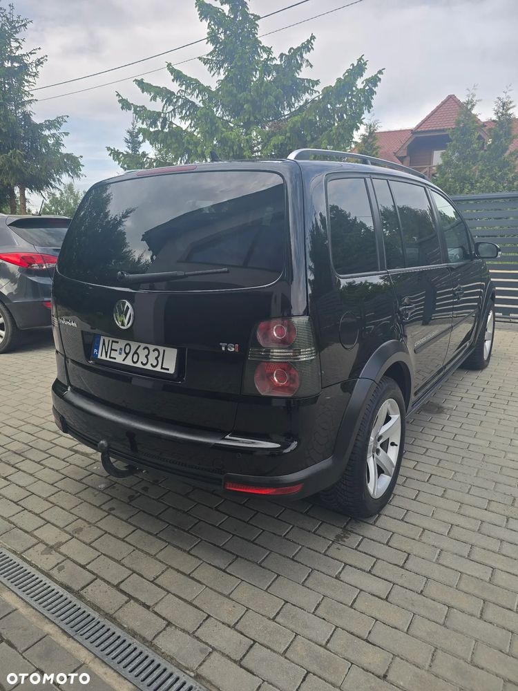 Volkswagen Touran 2.0 TDI DPF DSG Cross - 9
