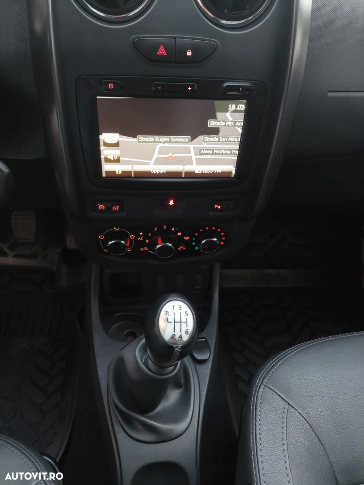 Dacia Duster TCe 125 4x2 Laureate - 10