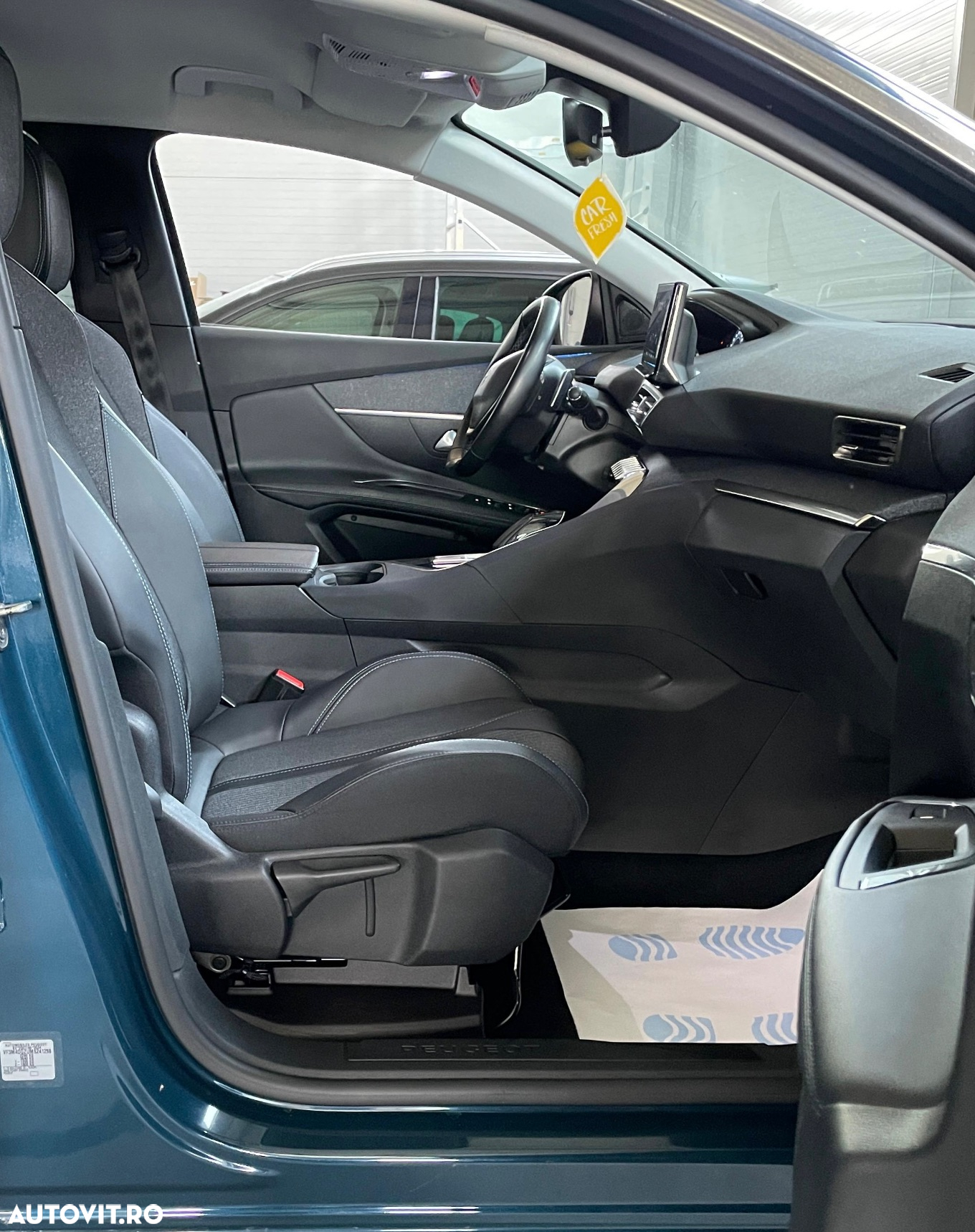 Peugeot 3008 PHEV EAT8 GT Pack - 14