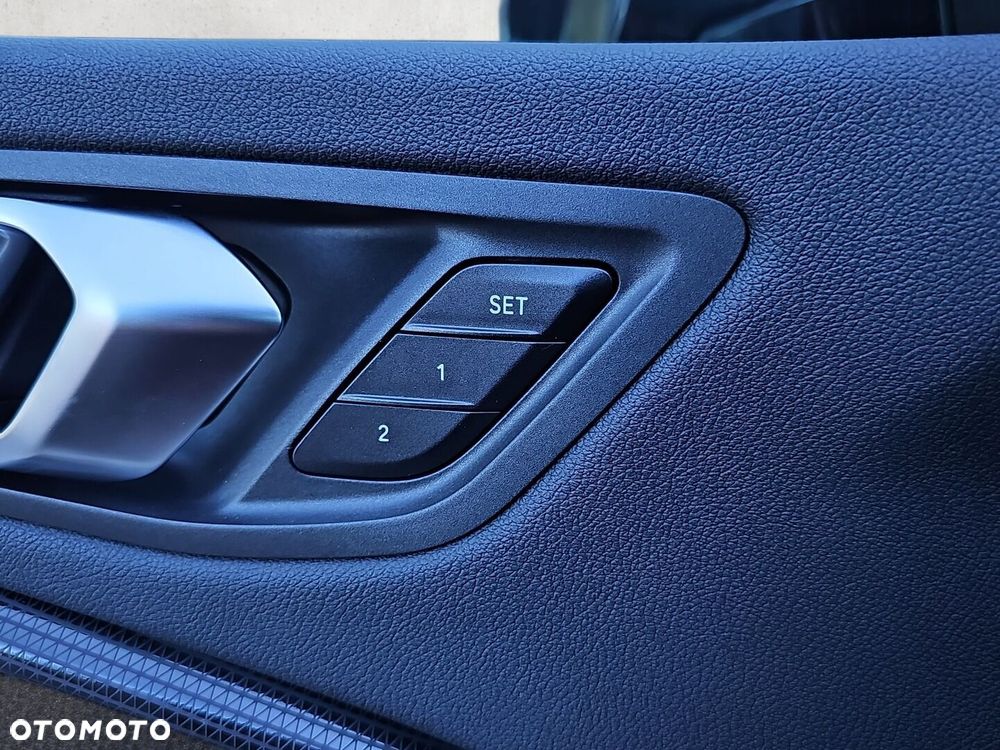BMW Seria 2 218i M Sport - 12