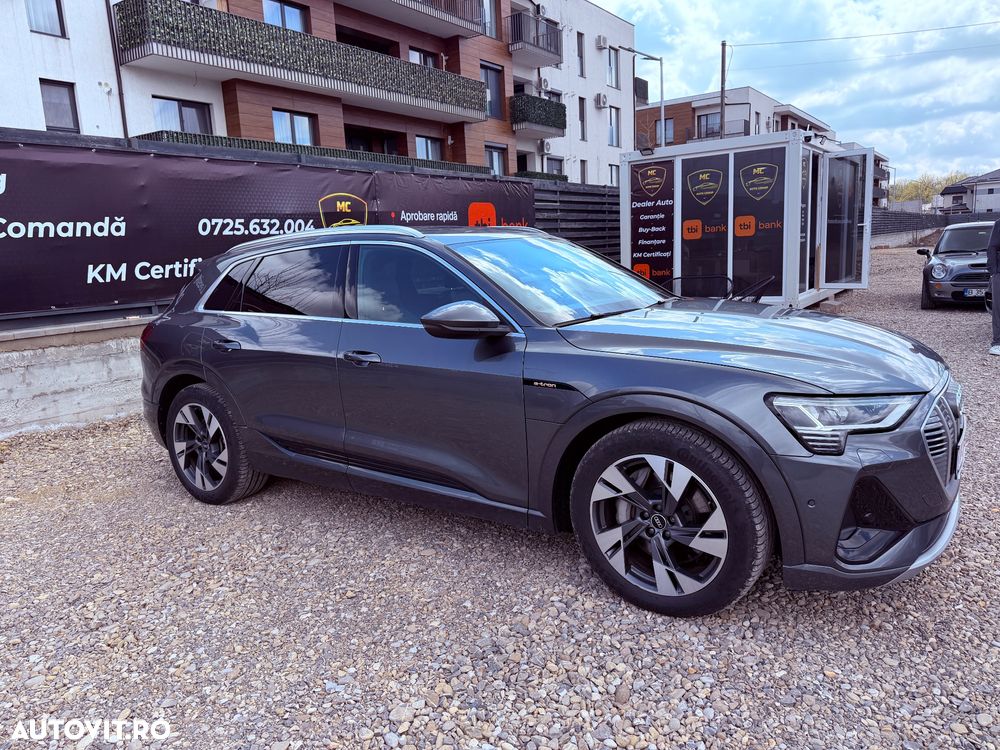 Audi e-tron 50 quattro S line - 13