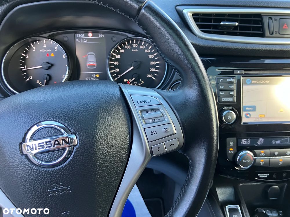 Nissan Qashqai 1.2 DIG-T N-Connecta EU6 - 21