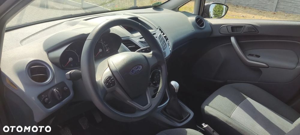 Ford Fiesta 1.25 Viva - 10