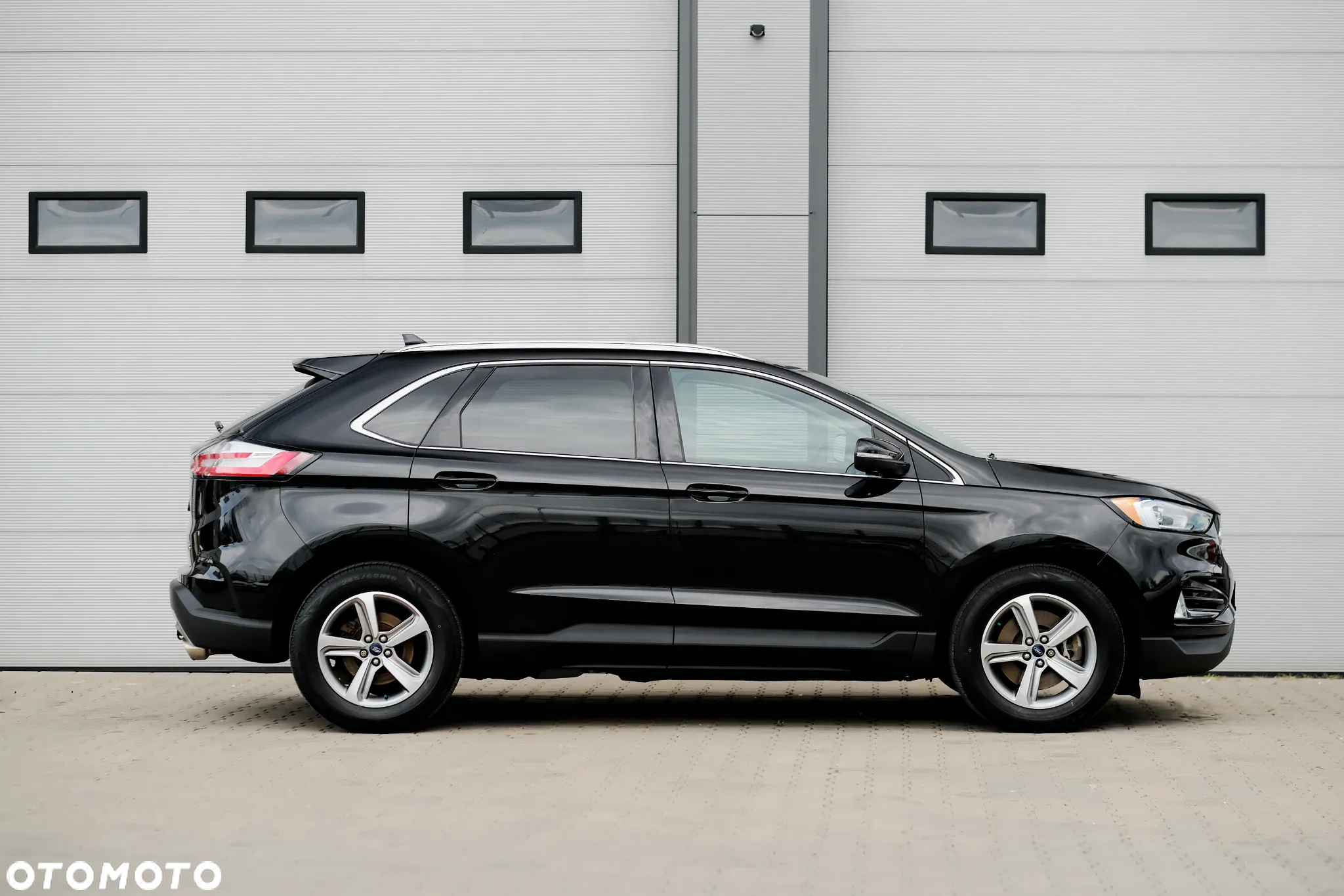 Ford Edge - 8