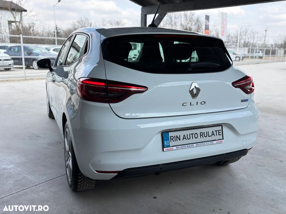 Renault Clio E-TECH 140 BUSINESS EDITION - 8