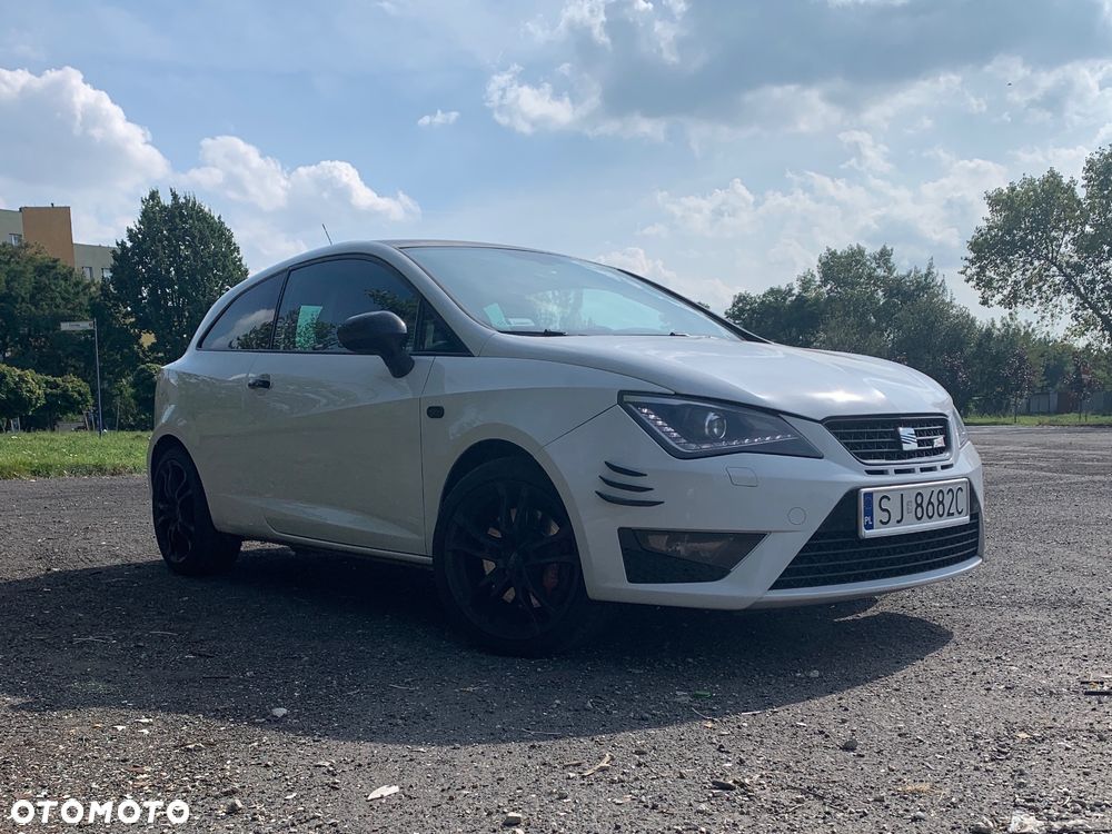 Seat Ibiza 2012 photo 4