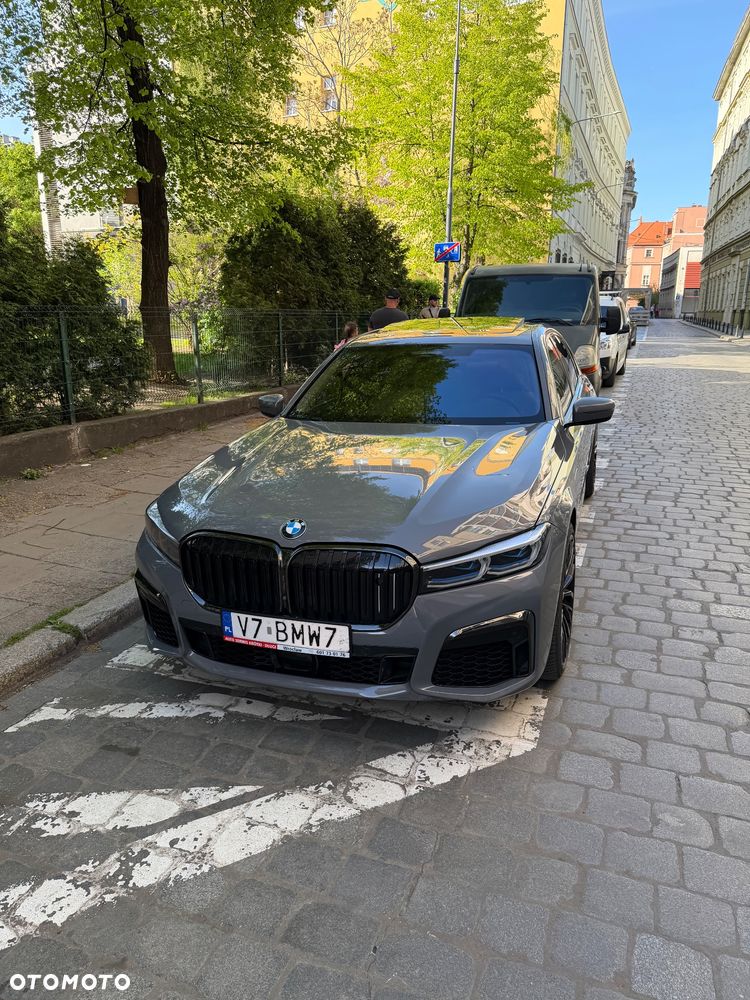 BMW Seria 7 - 20