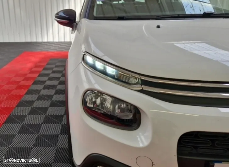 Citroën C3 1.2 PureTech Shine - 25