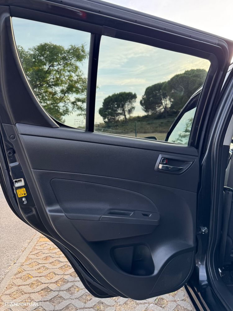 Suzuki Swift 1.3 DDiS GLX - 46