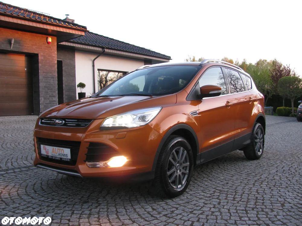 Ford Kuga 2.0 TDCi 2x4 Titanium - 37