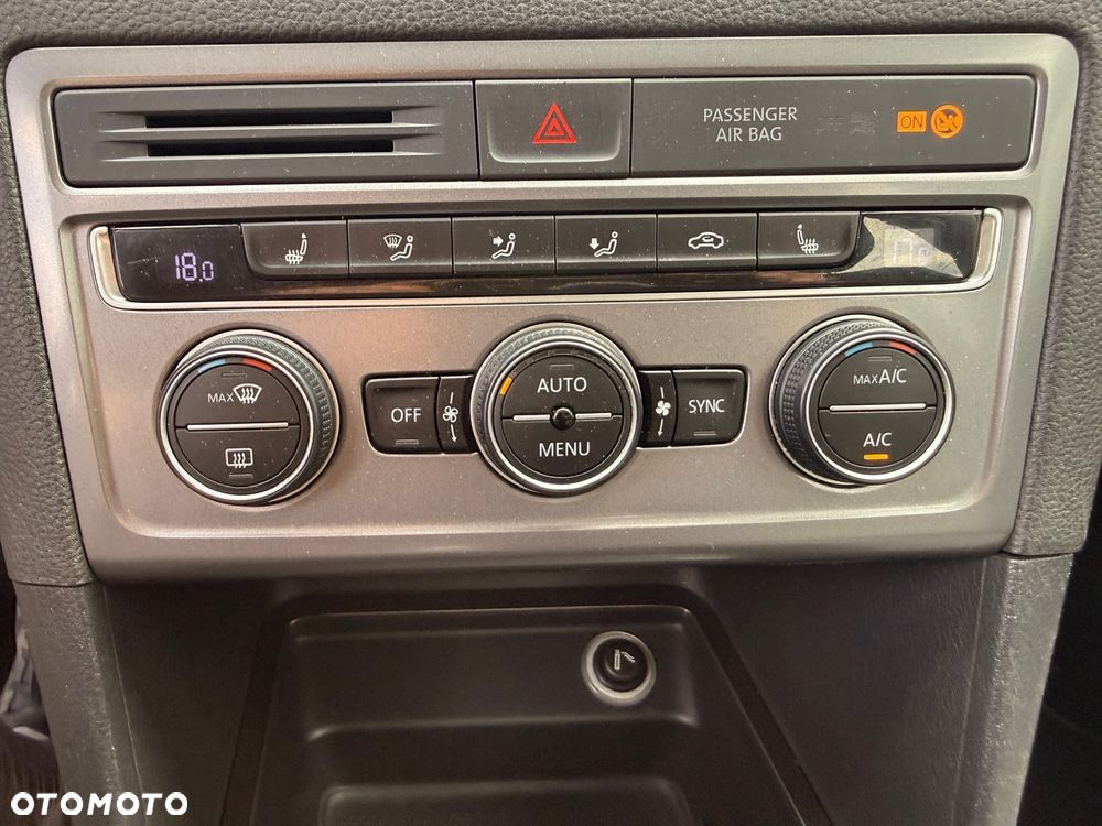 Volkswagen Golf Sportsvan SV 1.6 TDI BMT Comfortline - 27