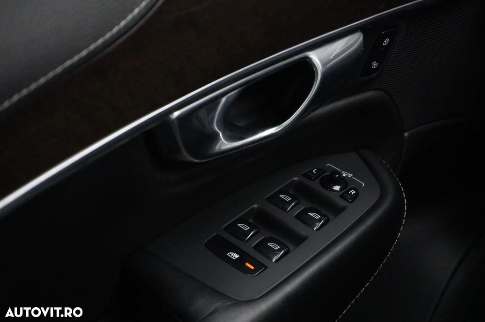Volvo XC 90 Recharge T8 eAWD Inscription - 24