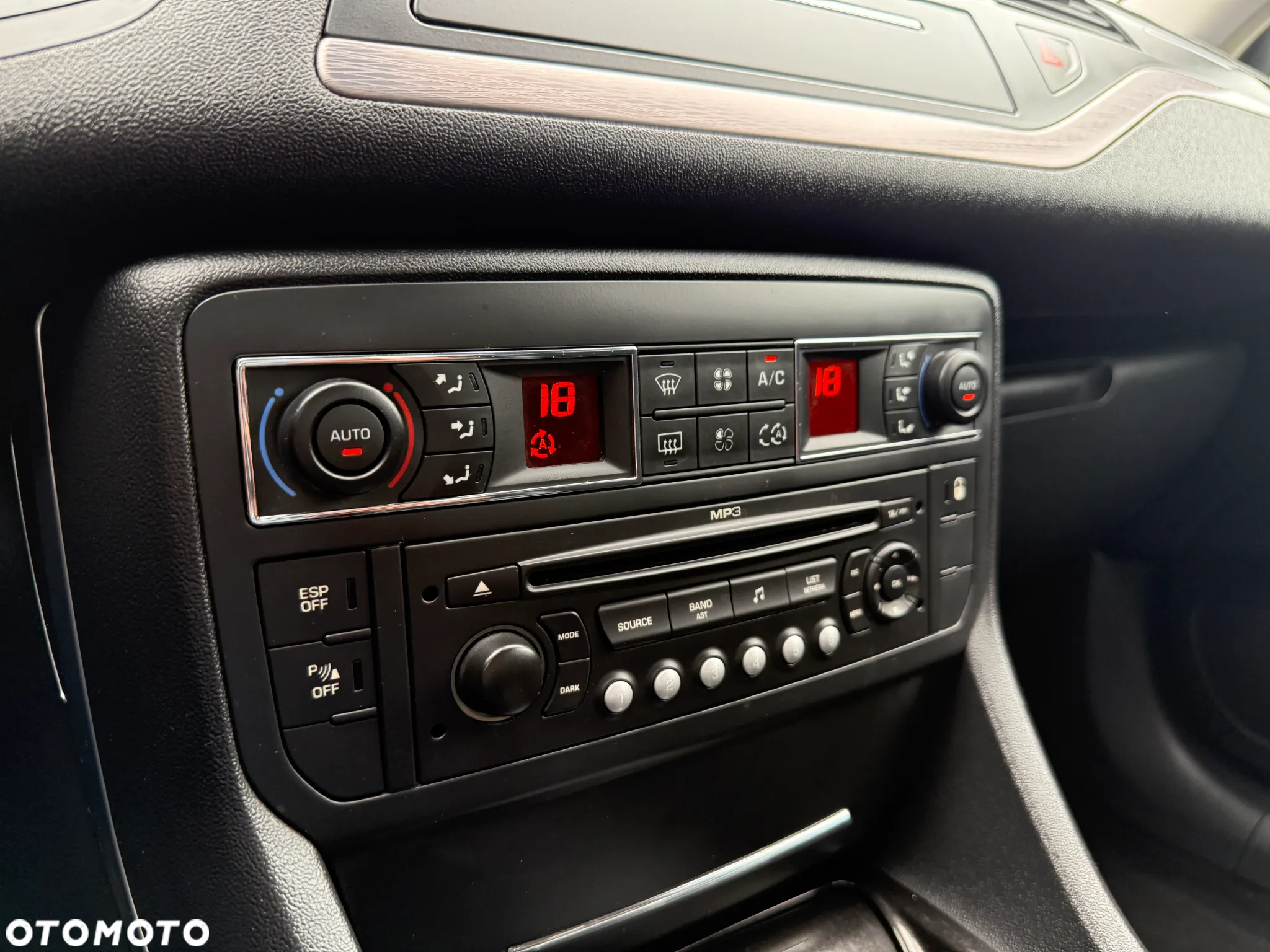 Citroën C5 2.0 HDi Exclusive - 35