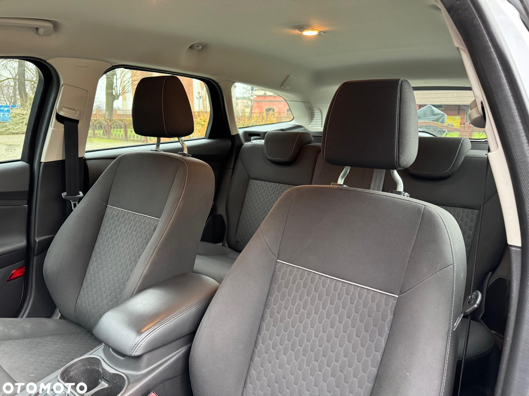 Ford Focus Turnier 1.0 EcoBoost Start-Stopp-System SYNC Edition - 15