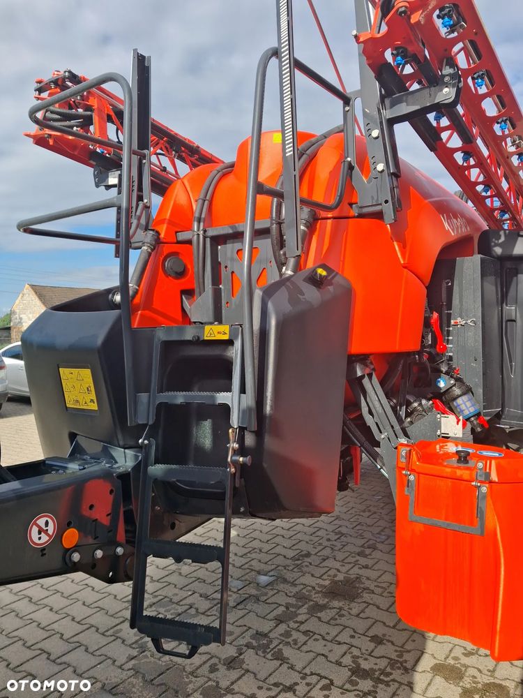 Kubota XTS4 - 7