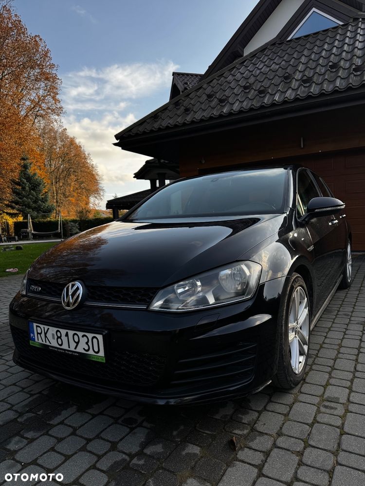 Volkswagen Golf VII 2.0 TDI BMT GTD - 12