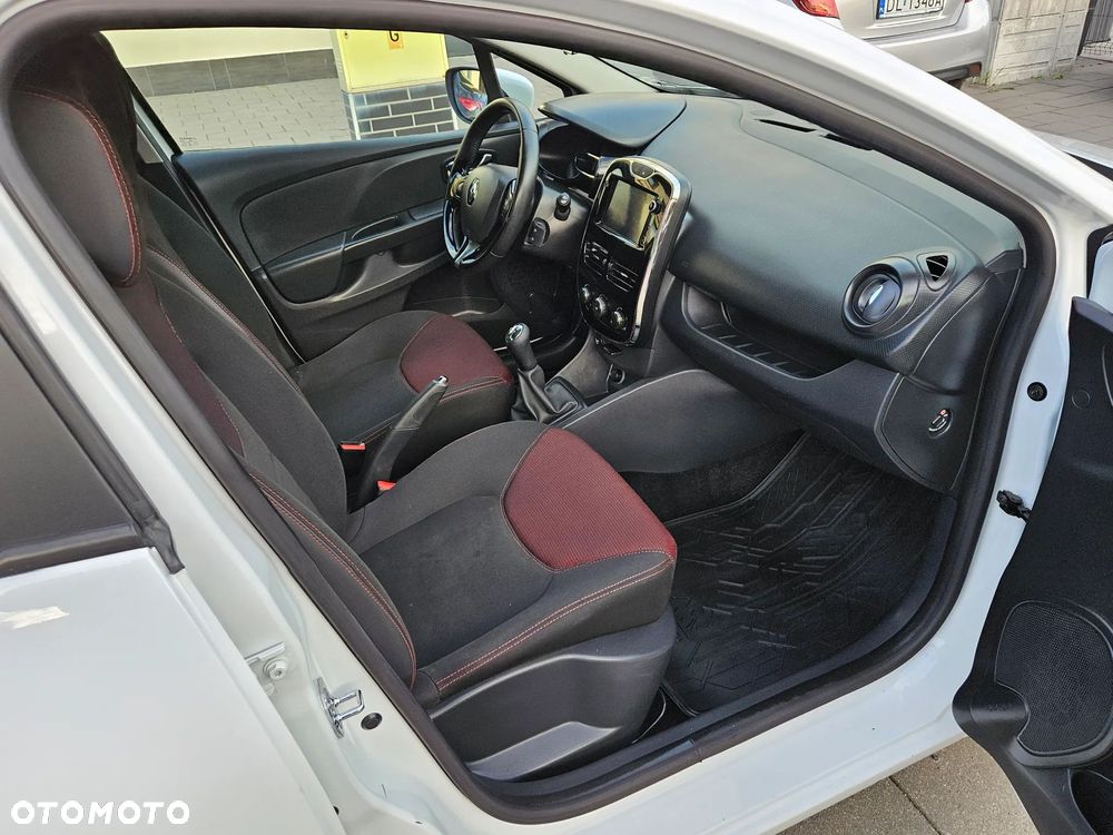 Renault Clio Cargo 1.2 16V 75 Extra - 10
