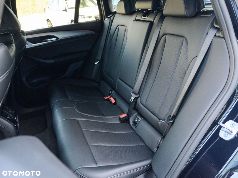 BMW X4 - 32
