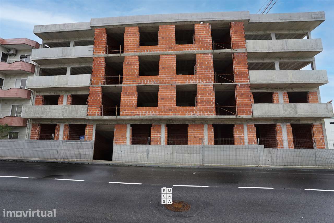 Apartamento T3 Venda em Oliveira de Azeméis, Santiago de Riba-Ul, Ul, - Grande imagem: 2/13