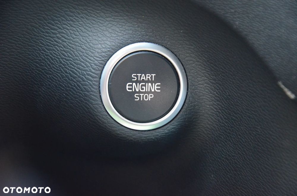 Volvo XC 40 T3 Momentum - 24