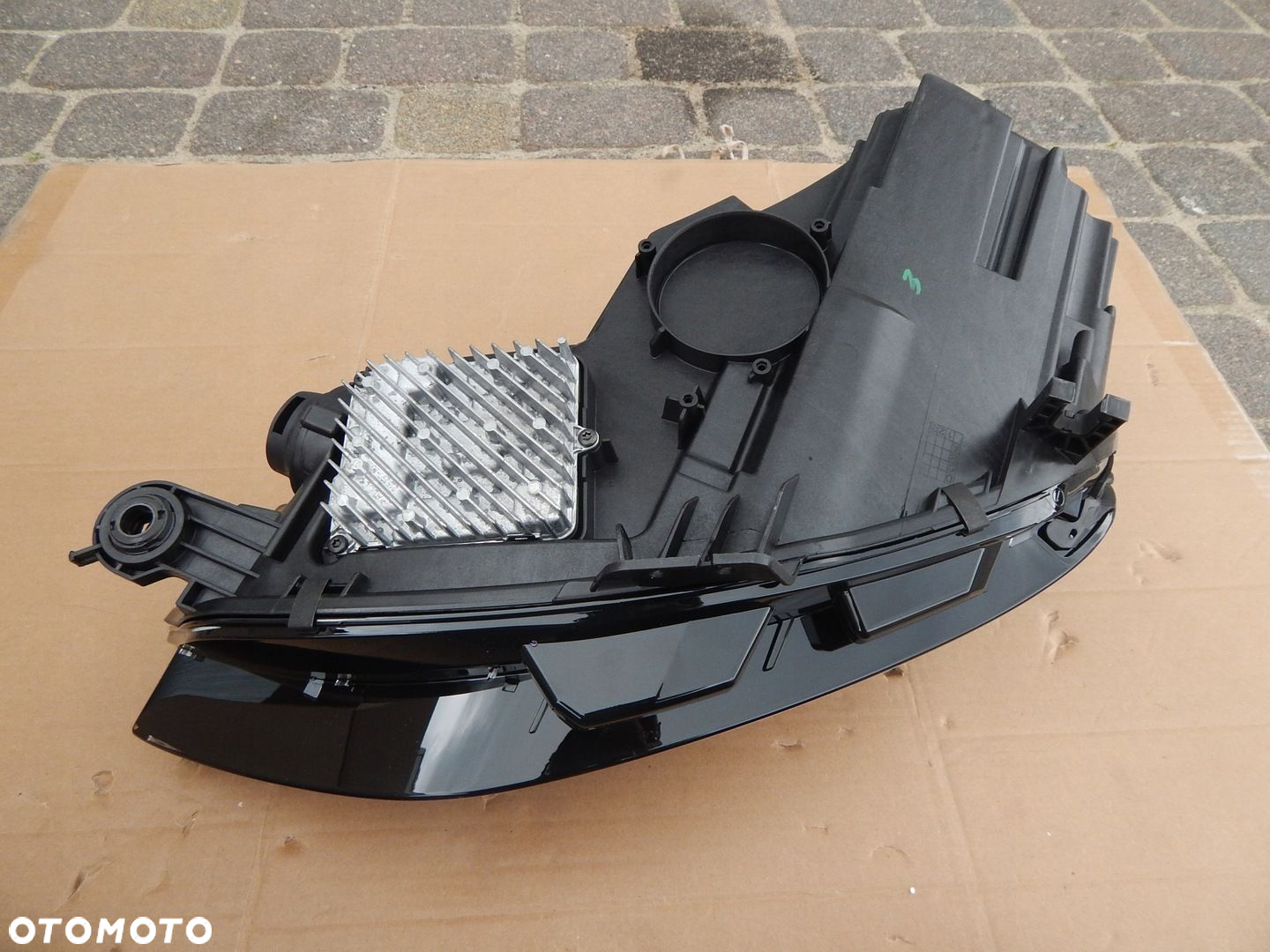 LAMPA PRAWA AUDI A4 B9 FULL LED 8W0 NOWA USA - 3