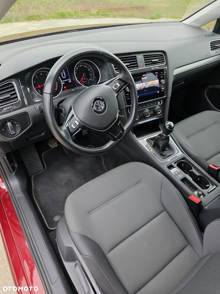 Volkswagen Golf 1.0 TSI BMT City - 16