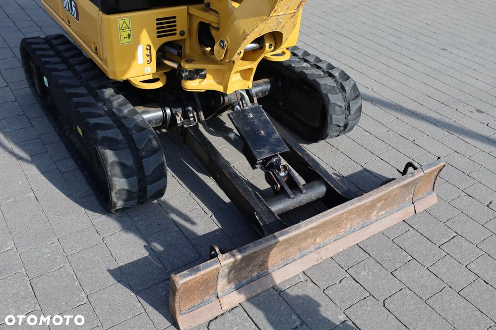 Caterpillar 301,6 - 9