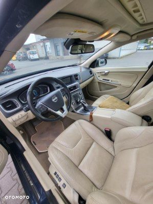 Volvo S60 2.5 T5 - 8