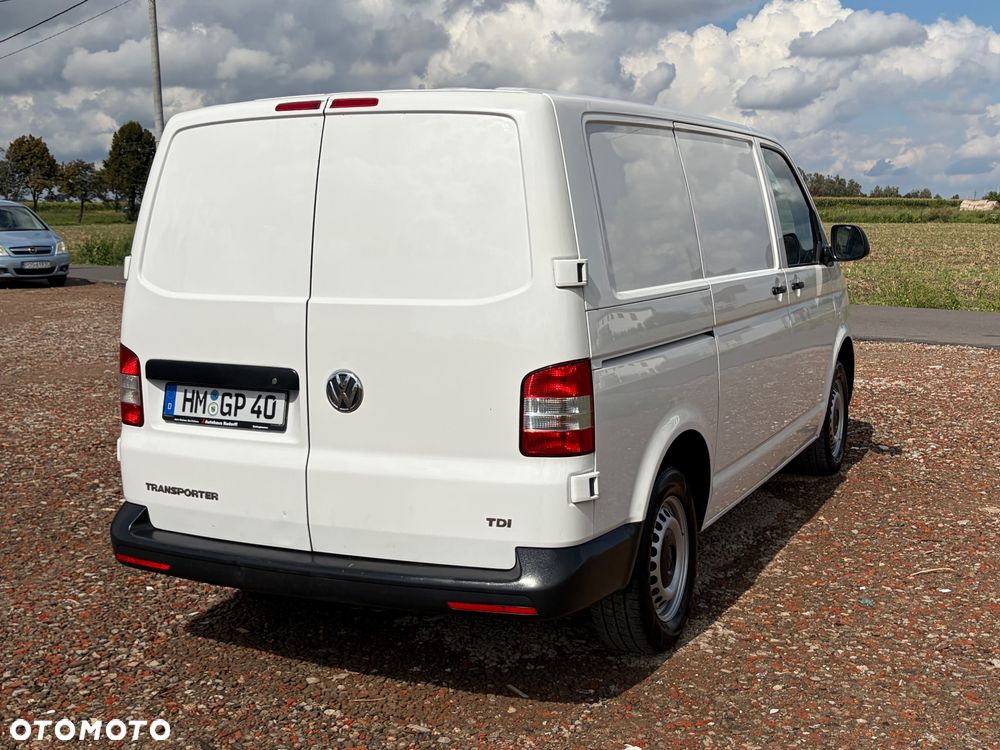 Volkswagen Transporter - 4
