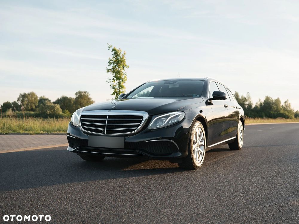 Mercedes-Benz Klasa E 220 d 9G-TRONIC - 1