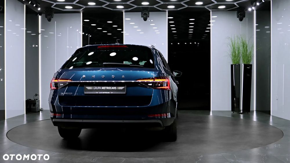 Skoda Superb 2.0 TSI Style DSG - 8