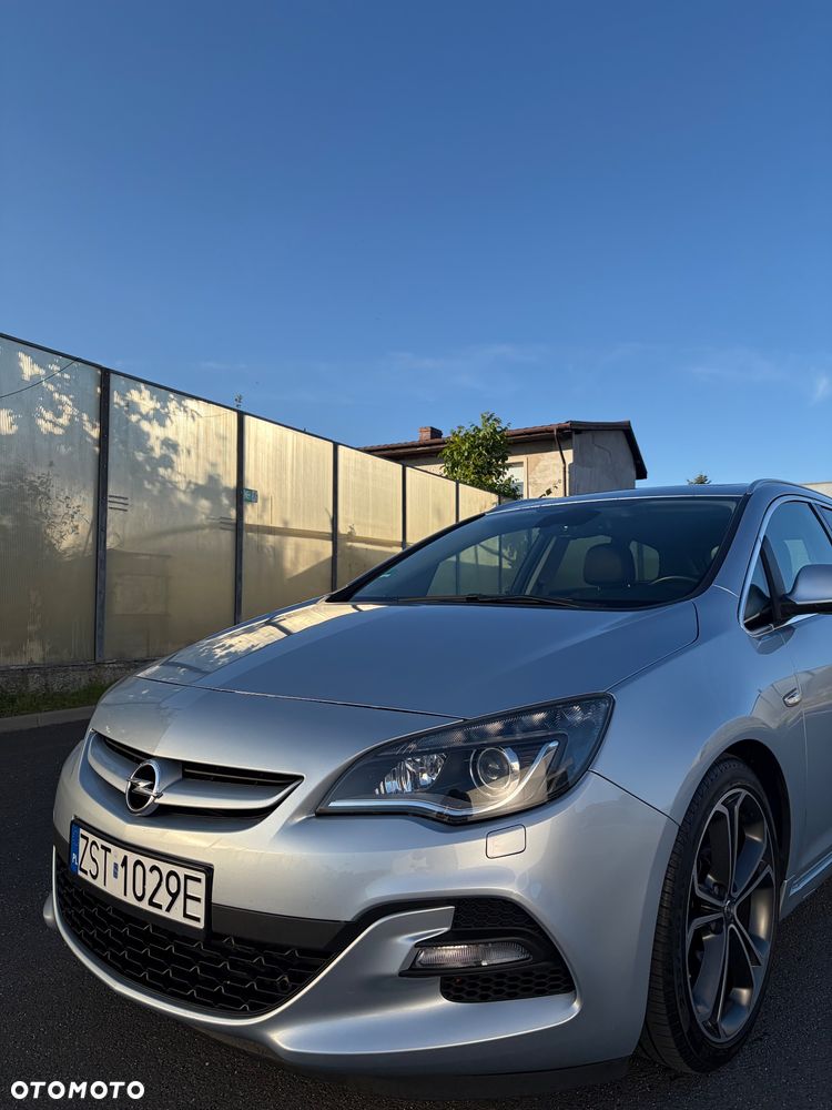 Opel Astra 2.0 BiTurbo CDTI DPF ecoFLEX SportsTourer St - 2