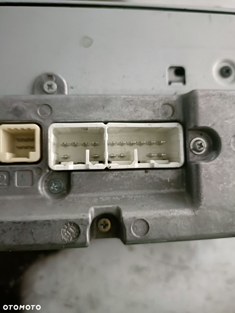 TOYOTA AVENSIS T27 09-11 r. RADIO RADIOODTWARZACZ RADIOODBIORNIK EU + - 5