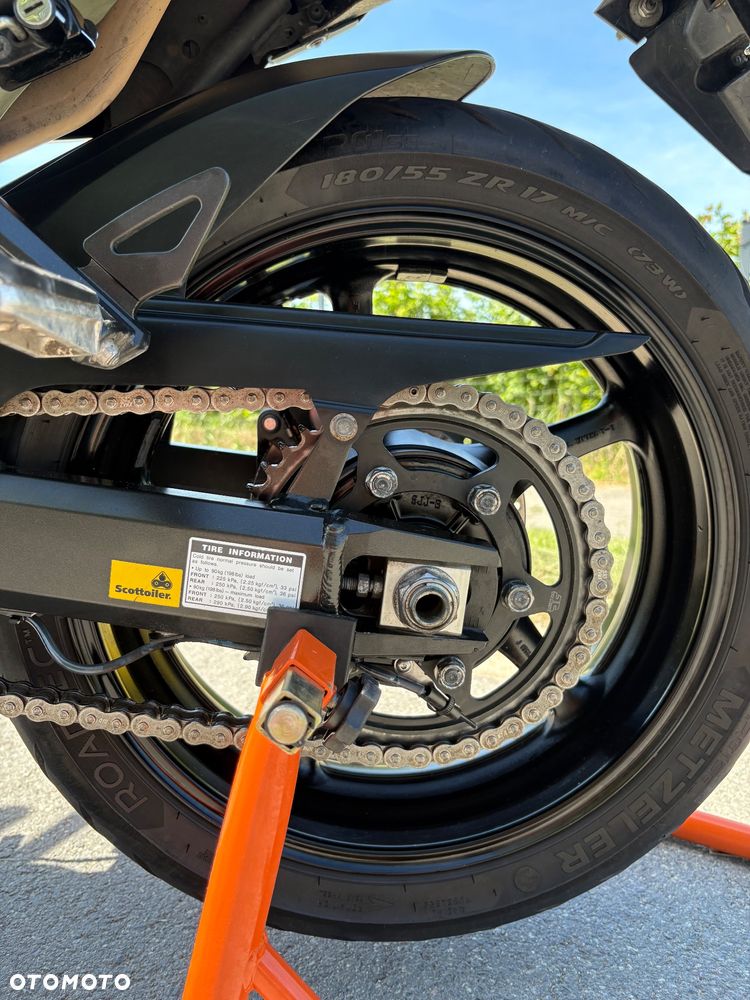 Yamaha FZ6 - 21