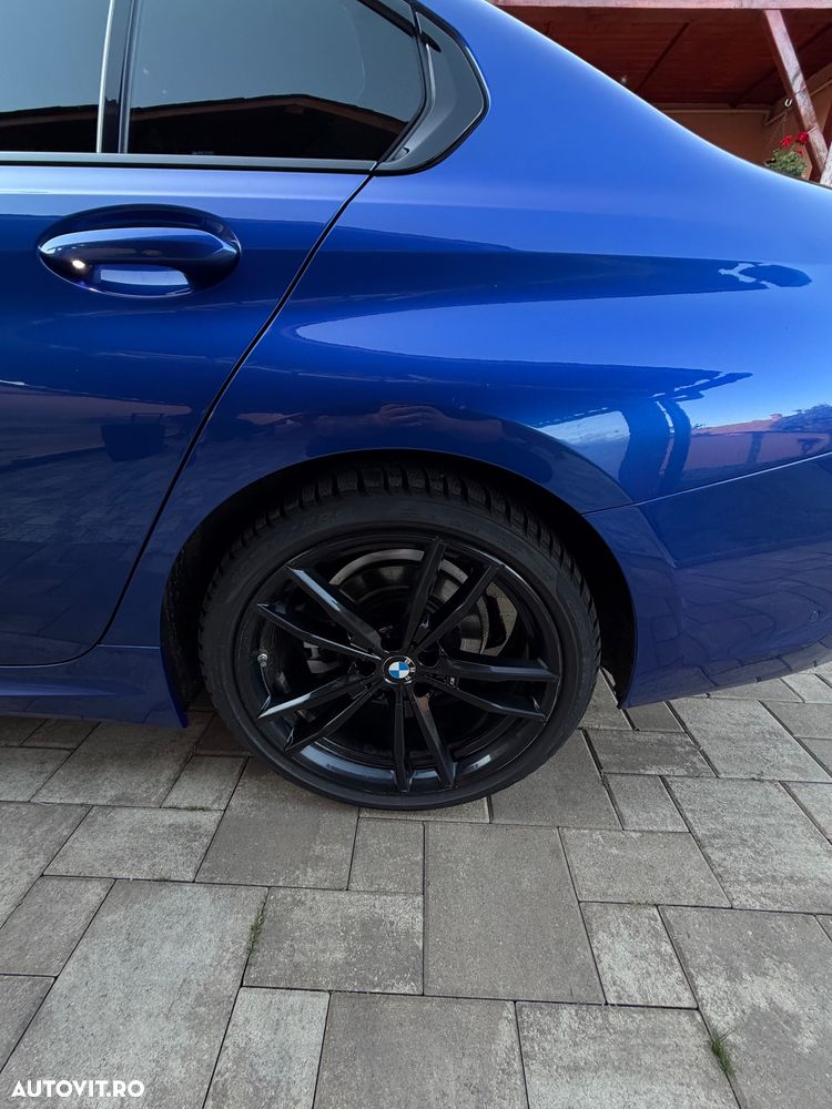 BMW Seria 3 320d xDrive Aut. Edition M Sport Shadow - 26