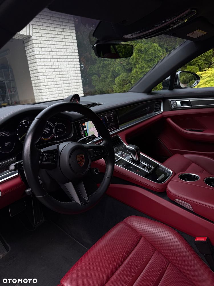 Porsche Panamera 4S - 9