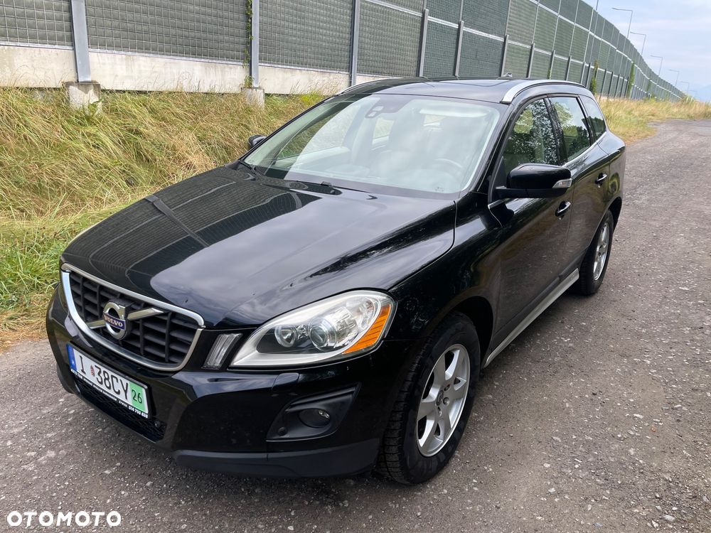 Volvo XC 60 D5 AWD Kinetic - 1
