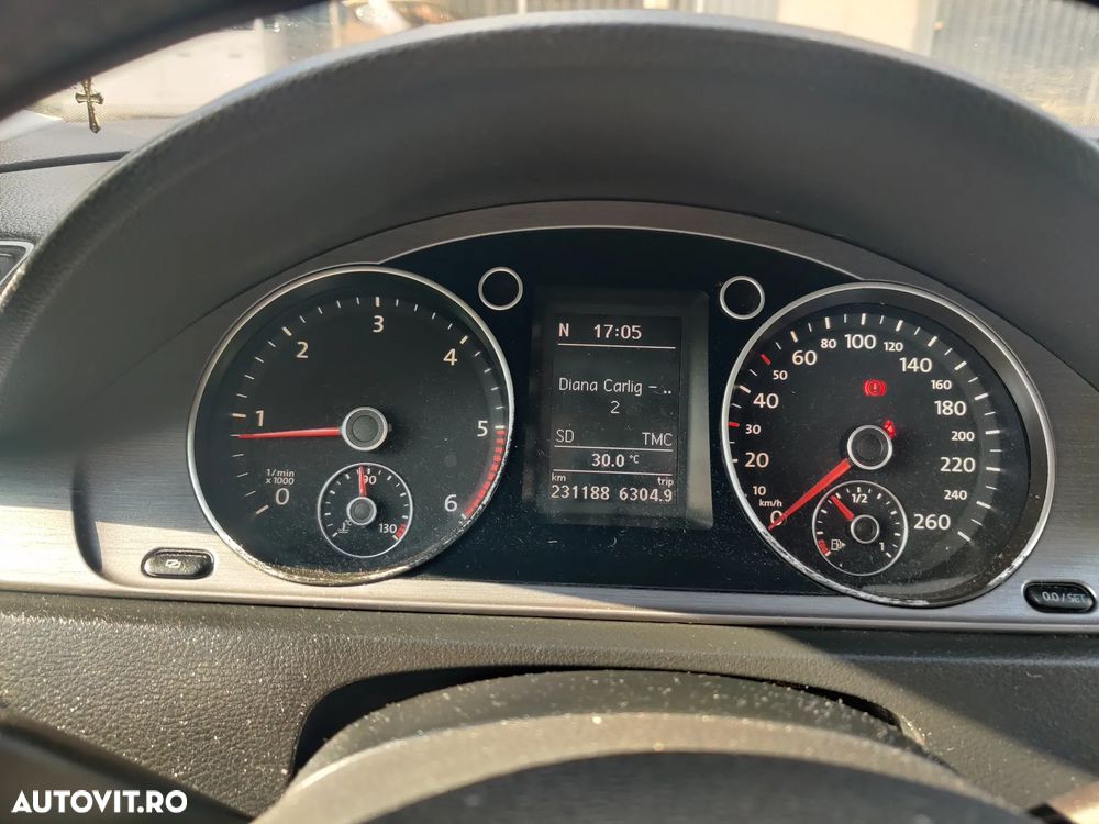 Volkswagen Passat 2.0 TDI BlueMotion Technology Trendline - 13