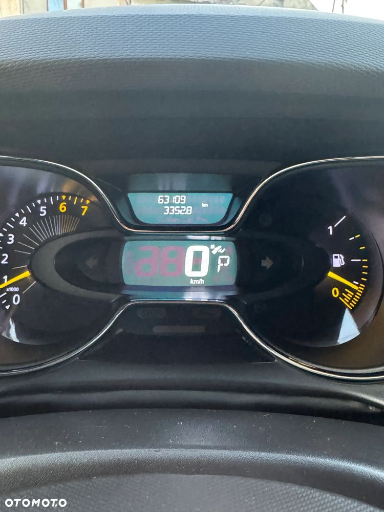 Renault Captur - 10