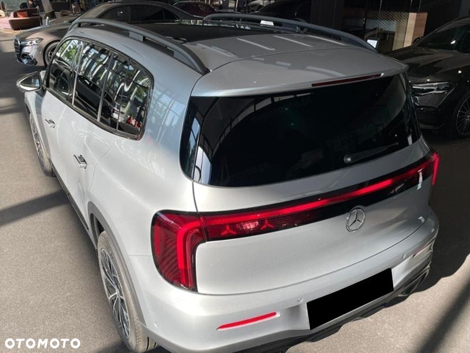 Mercedes-Benz GLB - 6