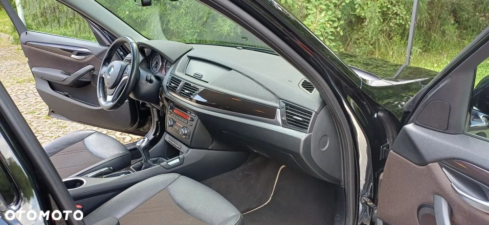 BMW X1 sDrive18d - 27