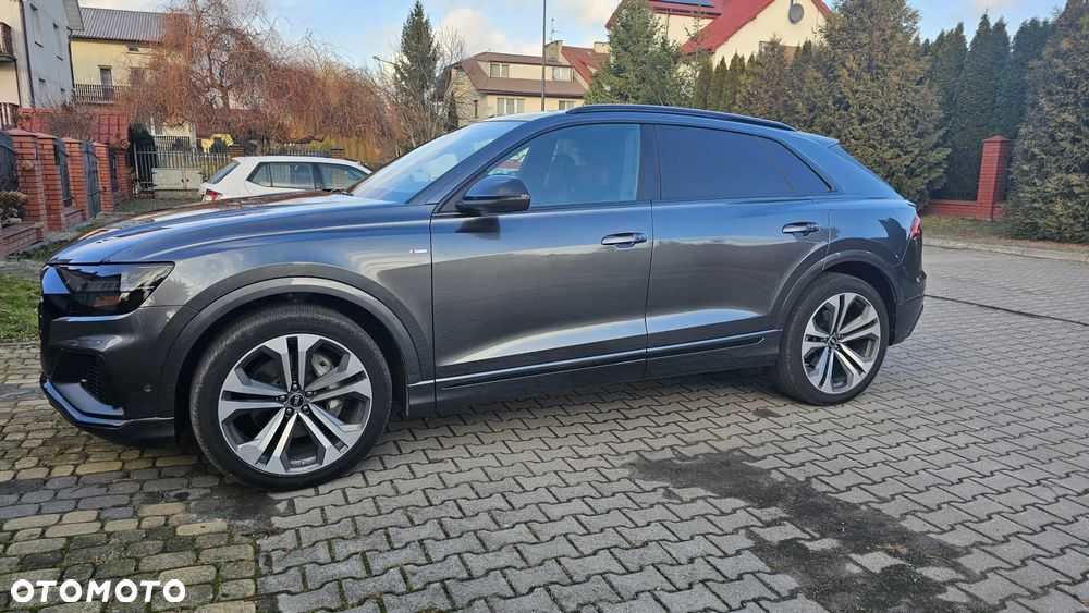 Audi Q8 - 7