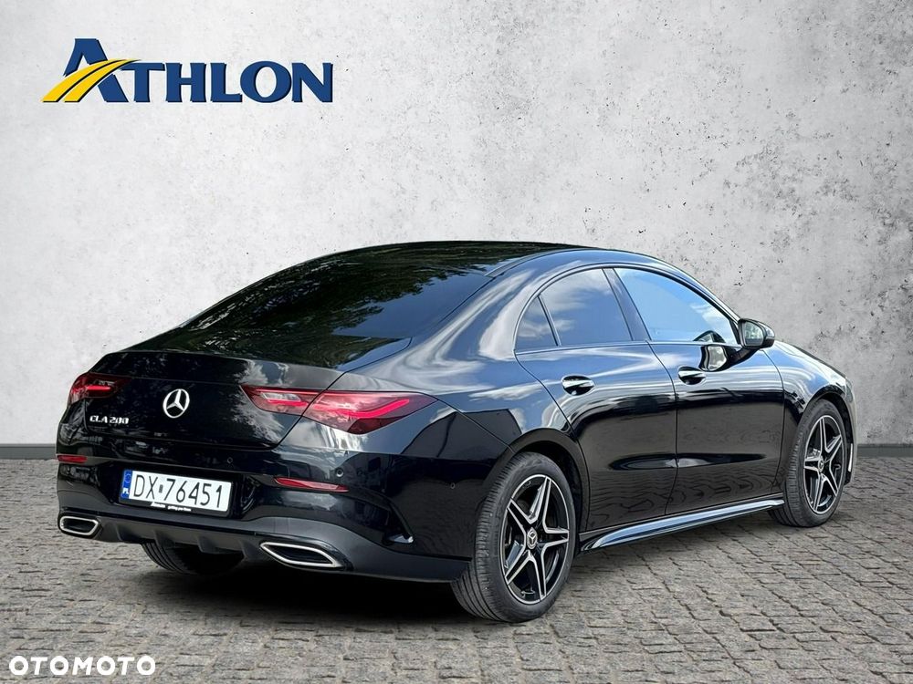 Mercedes-Benz CLA 200 7G-DCT - 5