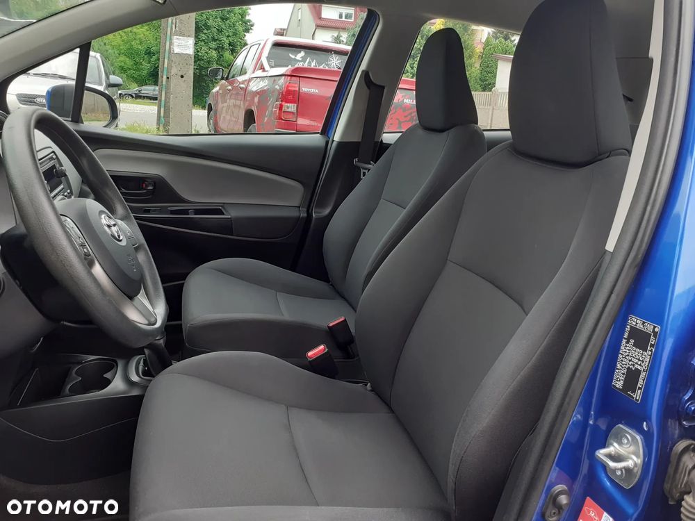 Toyota Yaris - 15