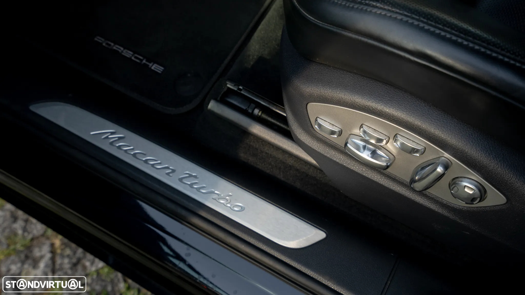 Porsche Macan Turbo - 15