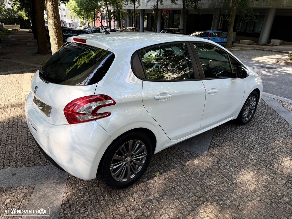 Peugeot 208 PureTech 68 Like - 12