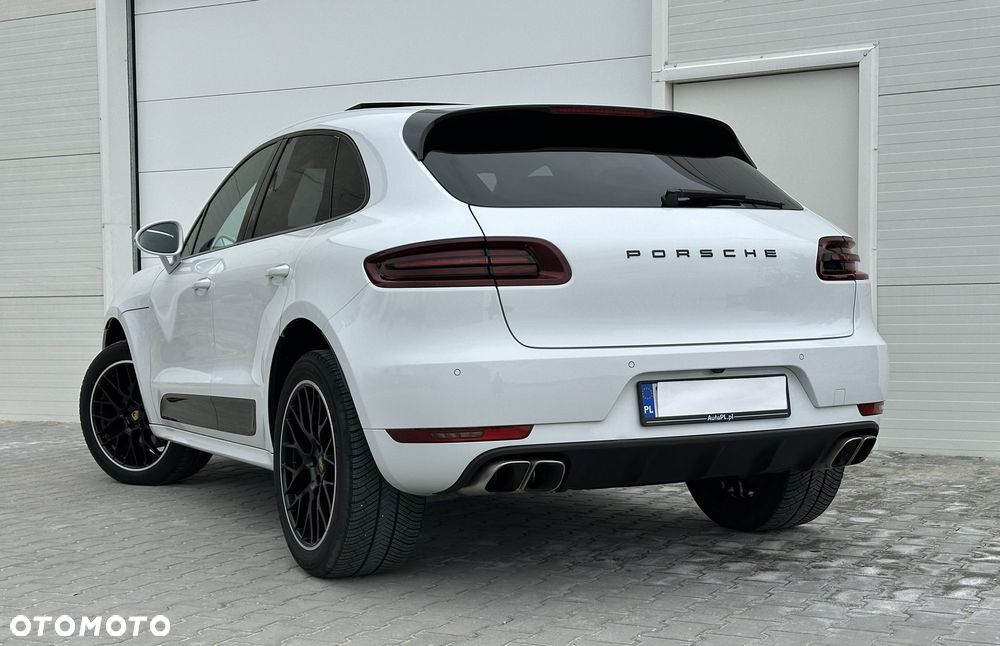 Porsche Macan Turbo PDK - 3