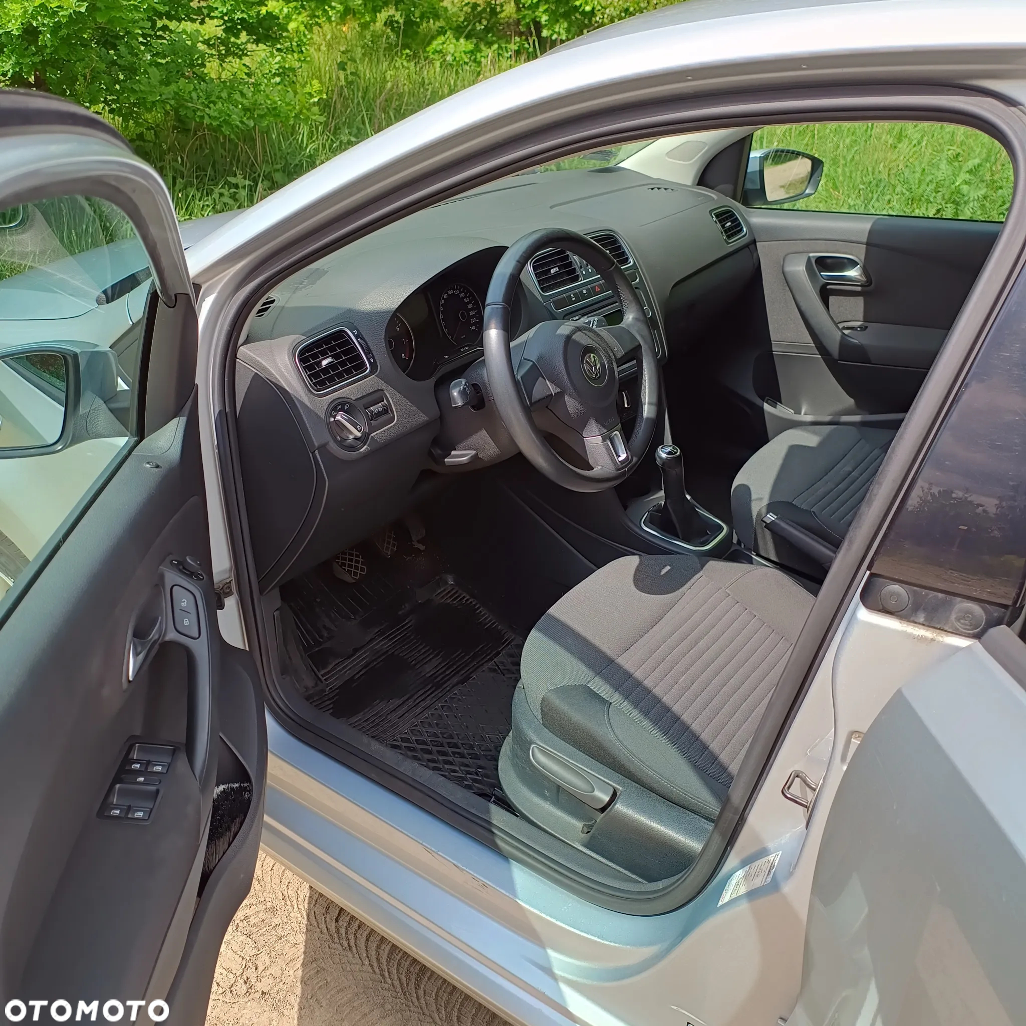 Volkswagen Polo 1.4 16V Comfortline - 5